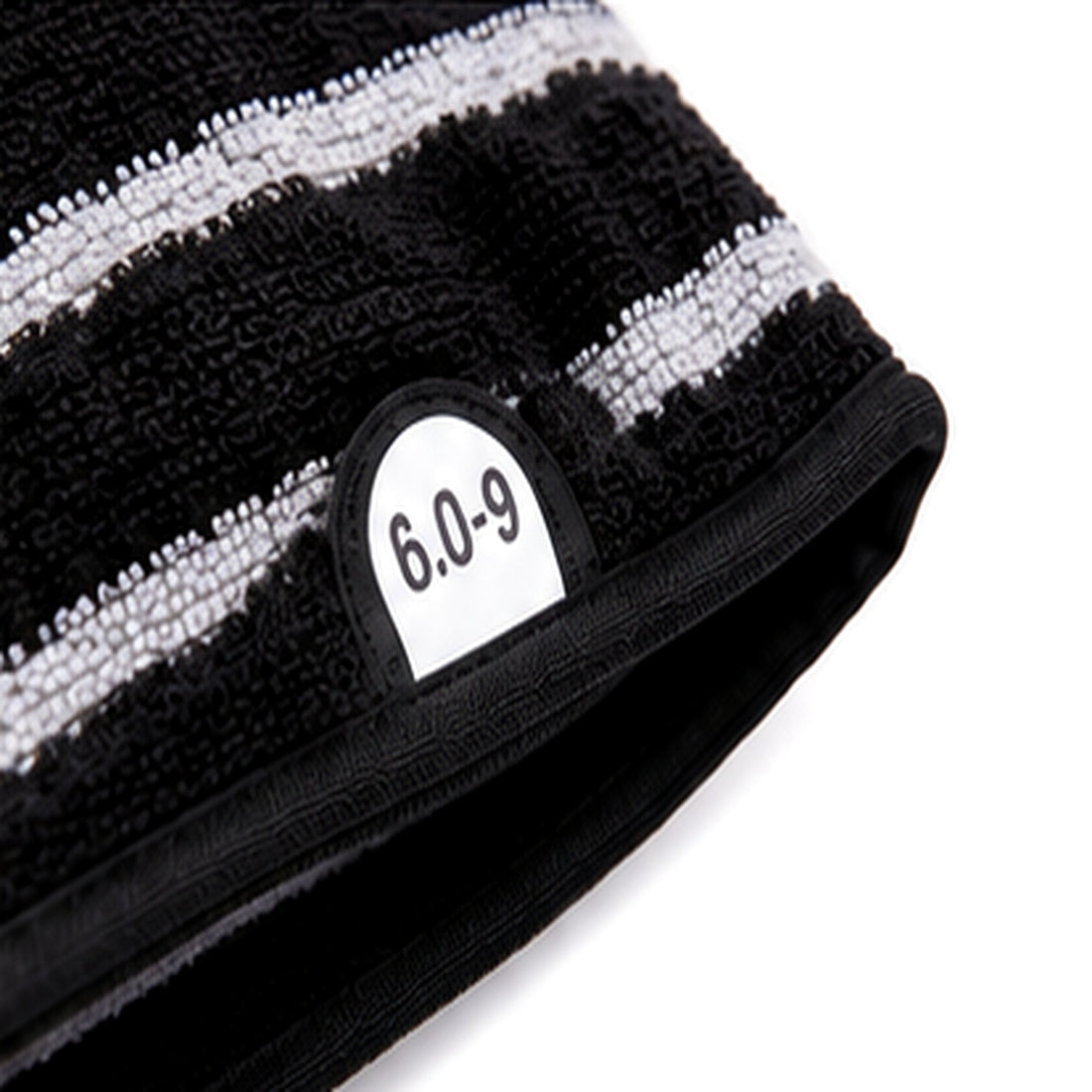5 foot 8 striped surfboard sock - label detail